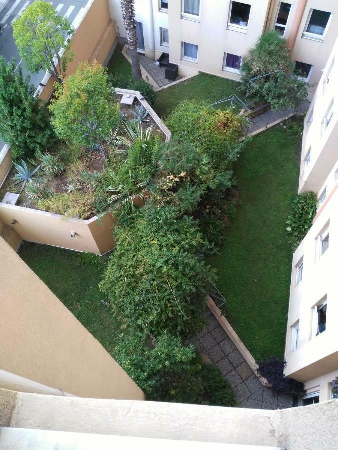 A & H Homes Niza Exterior foto
